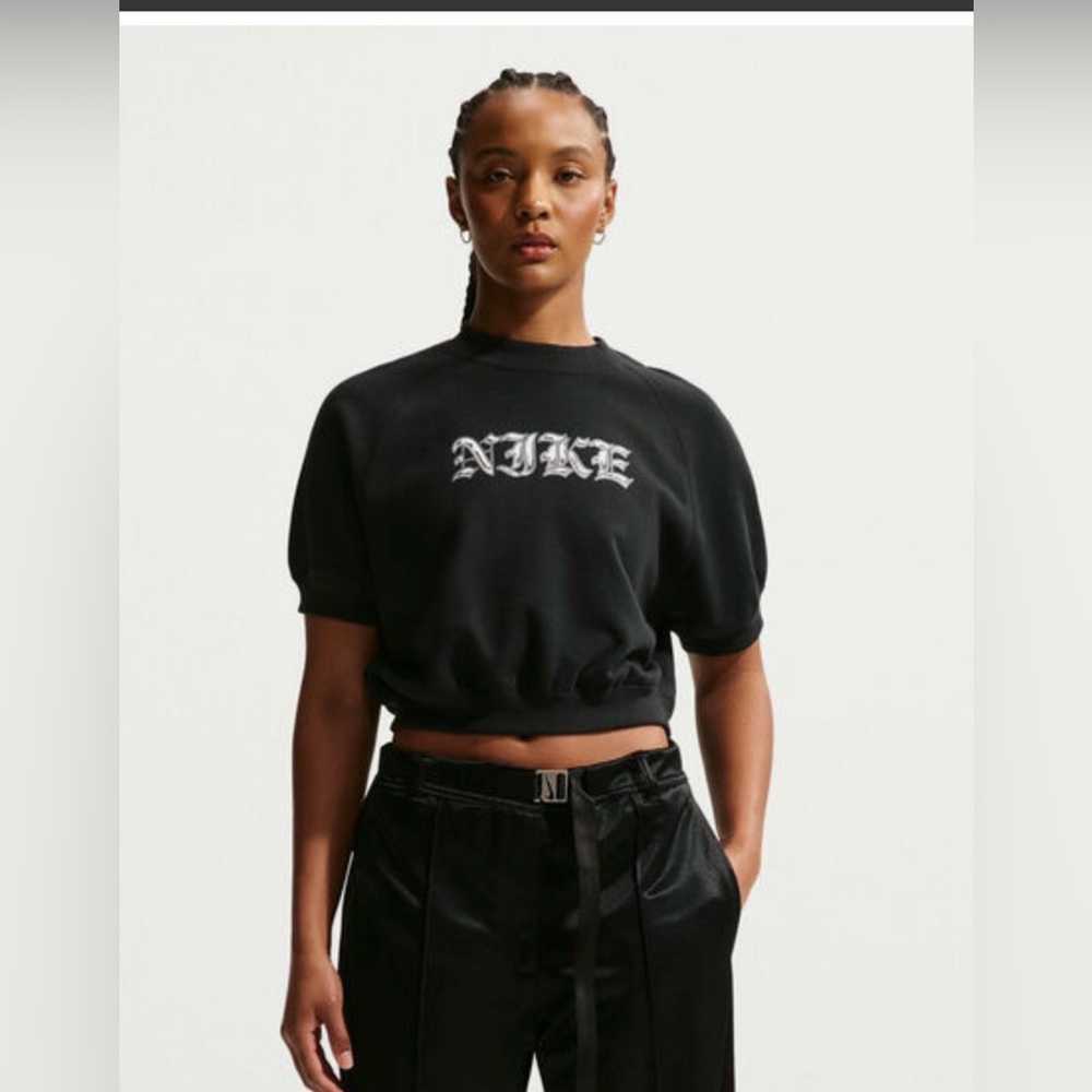Nike Loose Short Sleeve French Terry Crew Neck Sweatshirt in Black: S